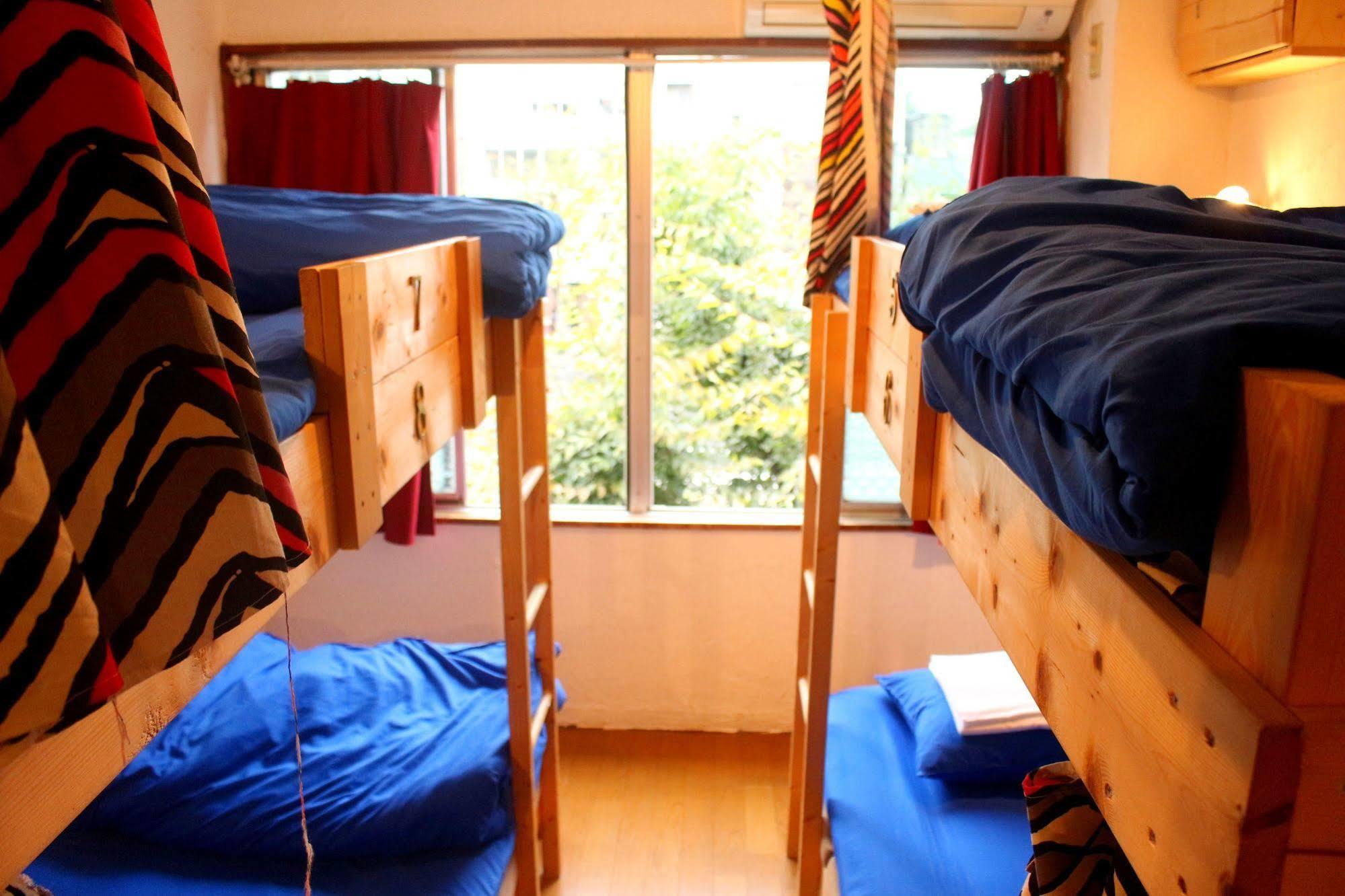 Отель Tani9 Backpackers Осака Экстерьер фото